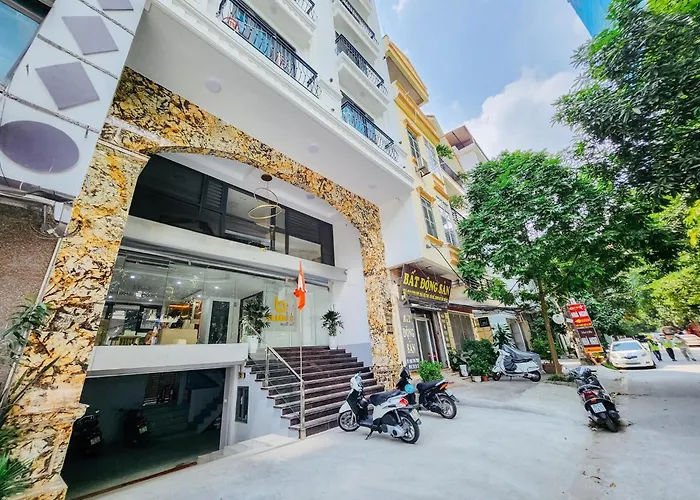 9 Light Apartment